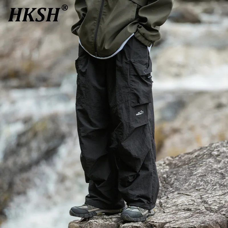 

HKSH Pleated Large Pockets Safari Style Cargo Pants Autumn Winter Men's Outdoor Tactical Waterproof Streetwear Overalls HK2366