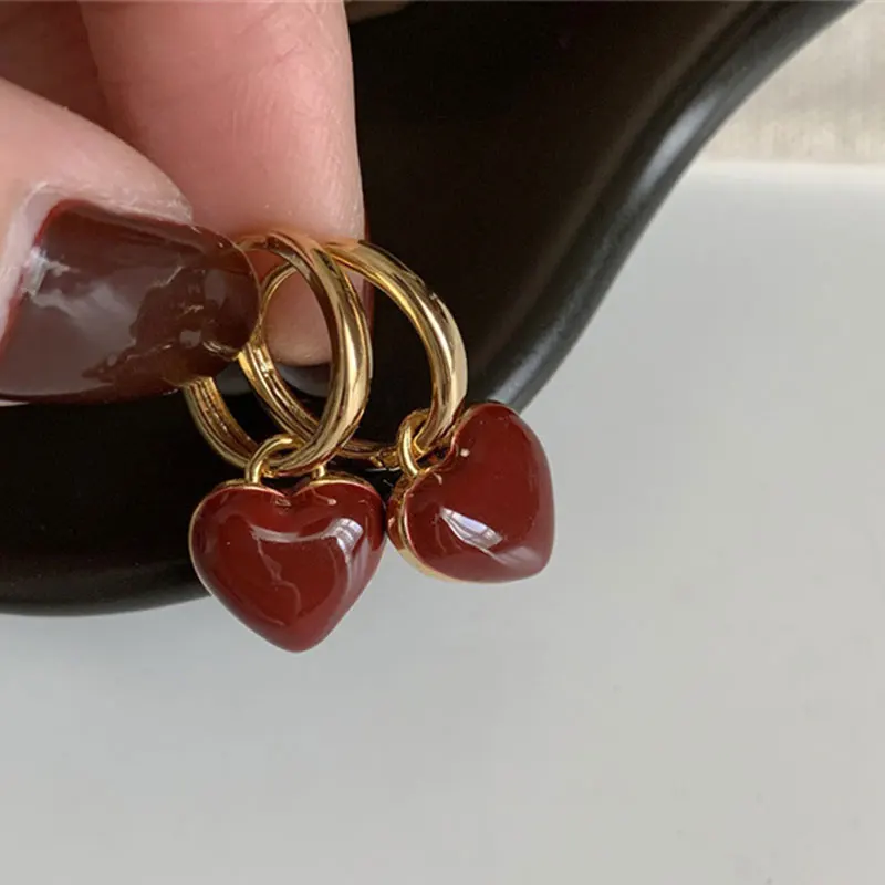 Simple Design Wine Red Love Heart Dangle Earrings for Women Gold Color Circle Vintage Peach Drop Earring Fashion Jewelry