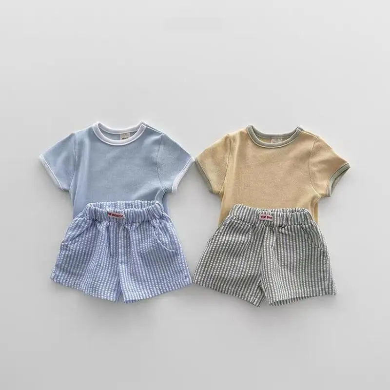 2026年夏新作ベビー半袖カジュアル服セット子供無地tシャツ-ストライプ柄ショートパンツ2点セット男の子女の子用アウトフィット