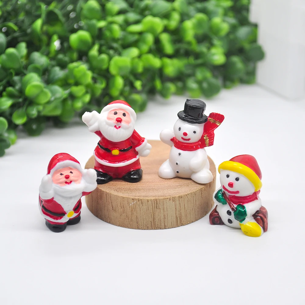 4Pcs Miniature Christmas Tree Santa Claus Snowman Ornament Gift Miniature Garden Fairy Tale Character Home Dining Table Ornament