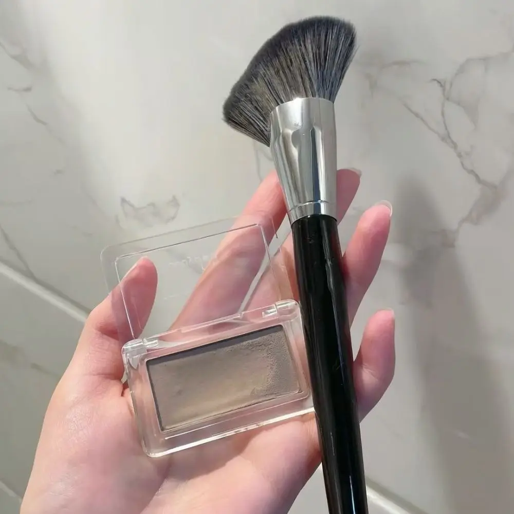 Angled Shading Makeup Brush Synthetic Hair Face Sculptor Tool Professional Beauty Applicator For Seamless Powder Blending Effect