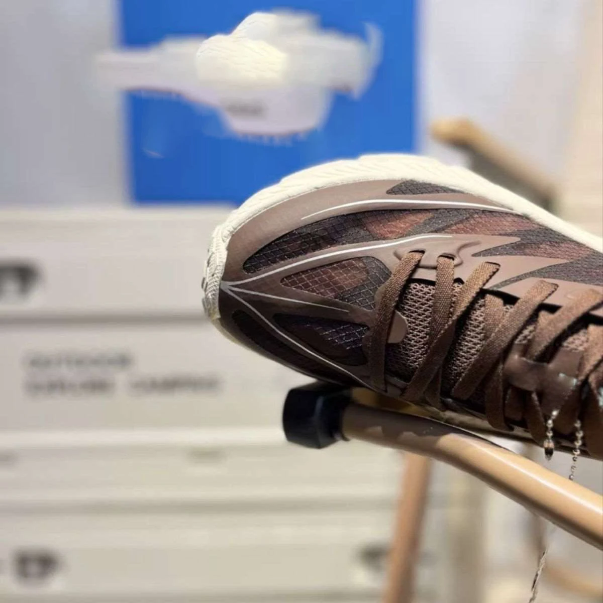 New 2025 Winter Marathon Running Shoes - Hot Seller Professional Track Shoes Track Shoes with Superior Traction