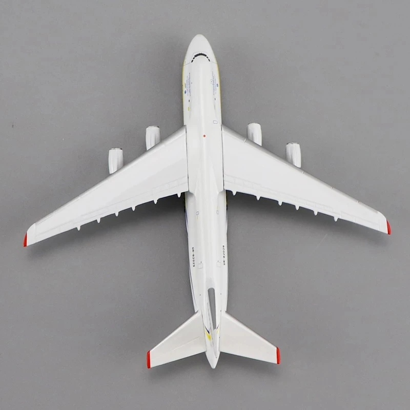 1:400 An-225 Antonov Modello di aereo in resina Transporter Display Aereo strategico Diecast Model Aereo per la raccolta