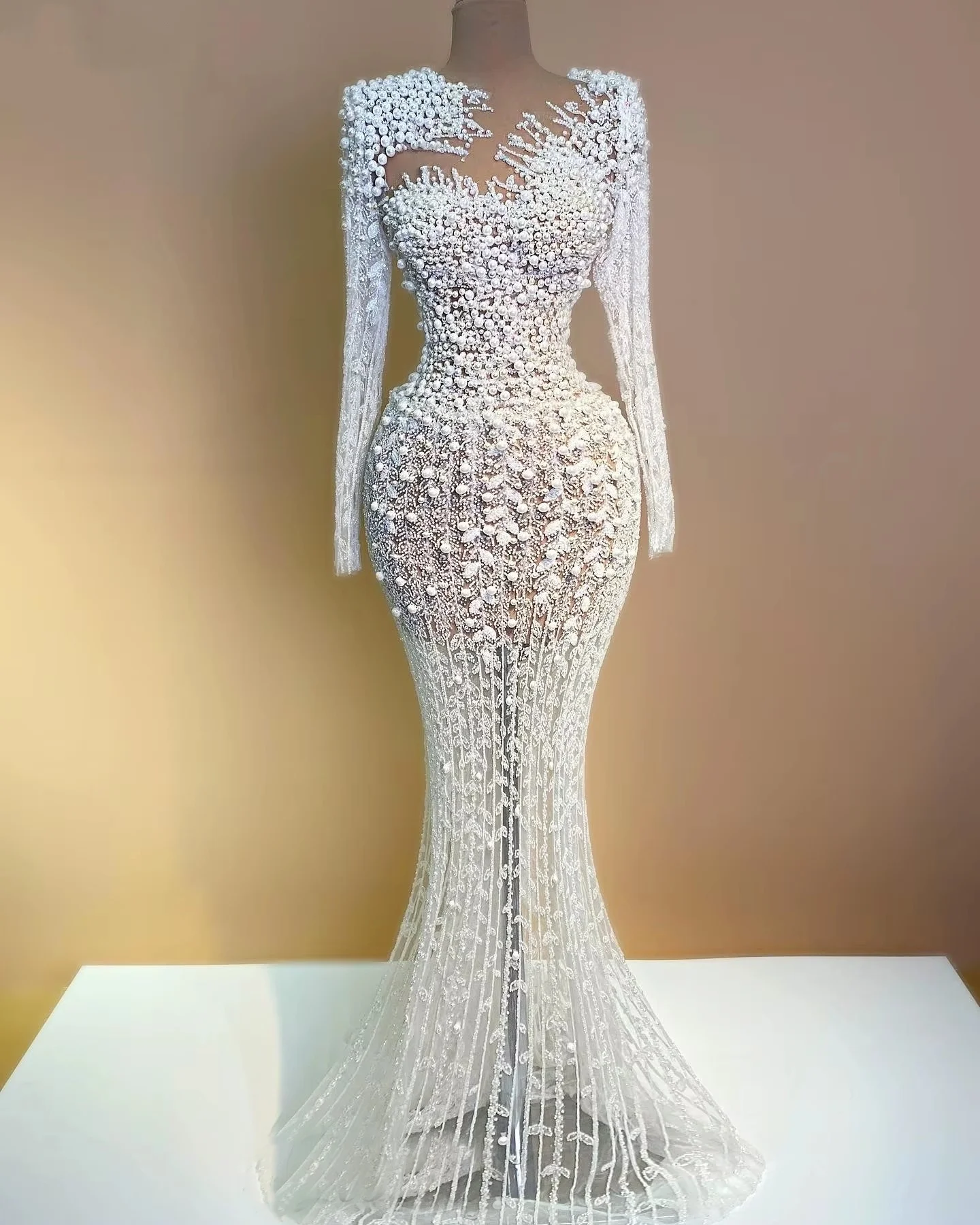 Luxury Pear Wedding Dresses Sequins Long Sleeves Bridal Gowns  Detachable Train Customized Princess Sweep Train Bride Dress