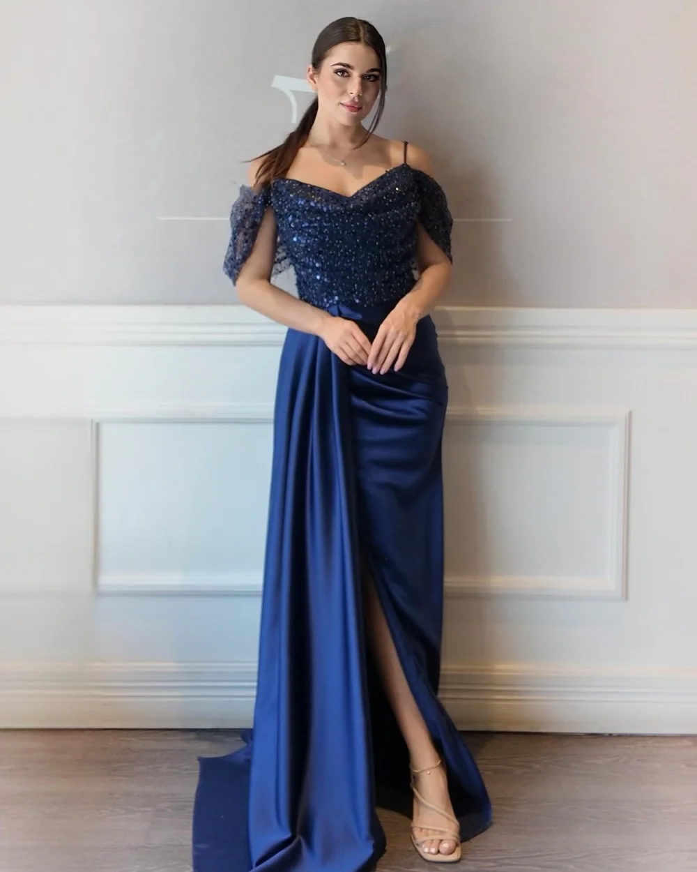 

Customized Modern Style Exquisite Charmeuse Sequined Beading Column Off-the-shoulder Long Dresses Bespoke Occasion Dresses Sexy