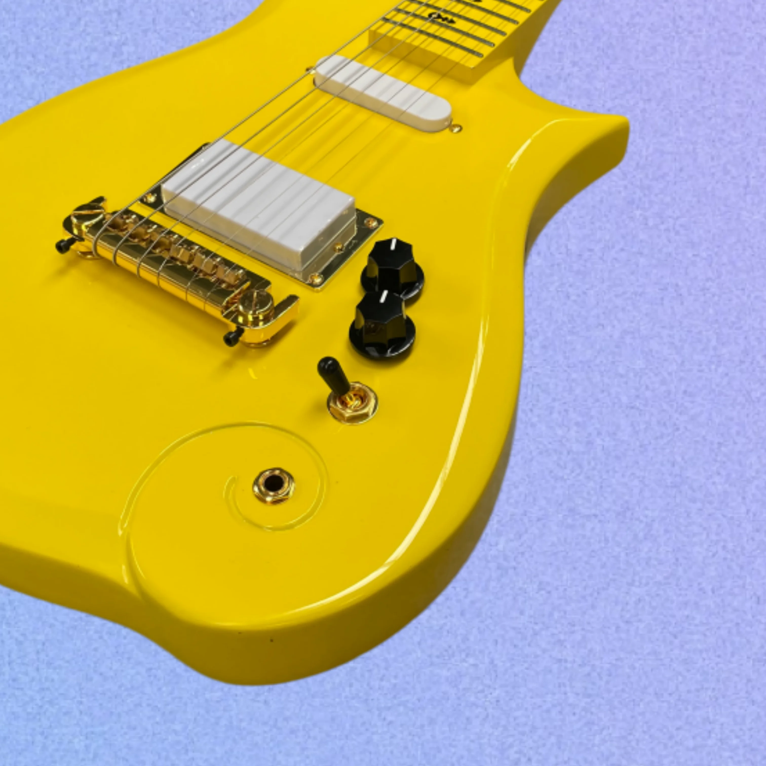 Iconic-shaped electric guitar with yellow finish, mahogany body, maple neck guitars,perfect for stage performances guitarra