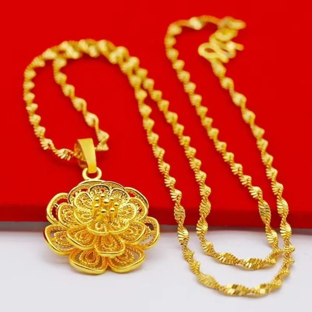 Fashion Hollowed Flower Blooming Wealth Thick Chain Vietnam Sand Gold Romantic Lotus Pendant Gifts