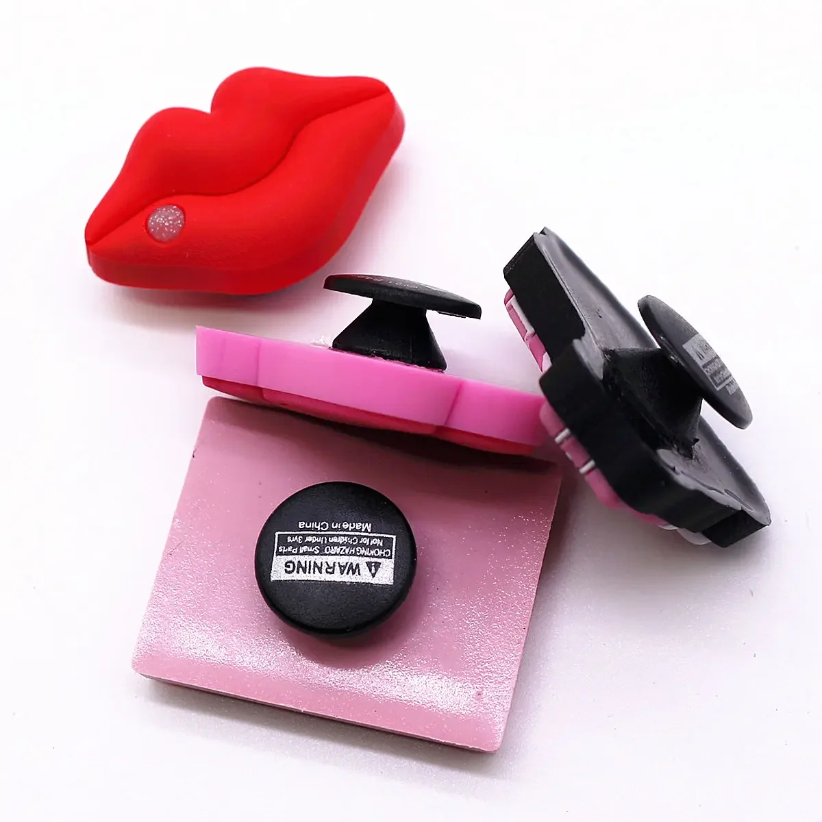 1 Pcs Original Designer Shoe Charms Accessories Pink Girl Style Shoes Decorations Roller Skates Bow Clog Pins for Friends Gifts