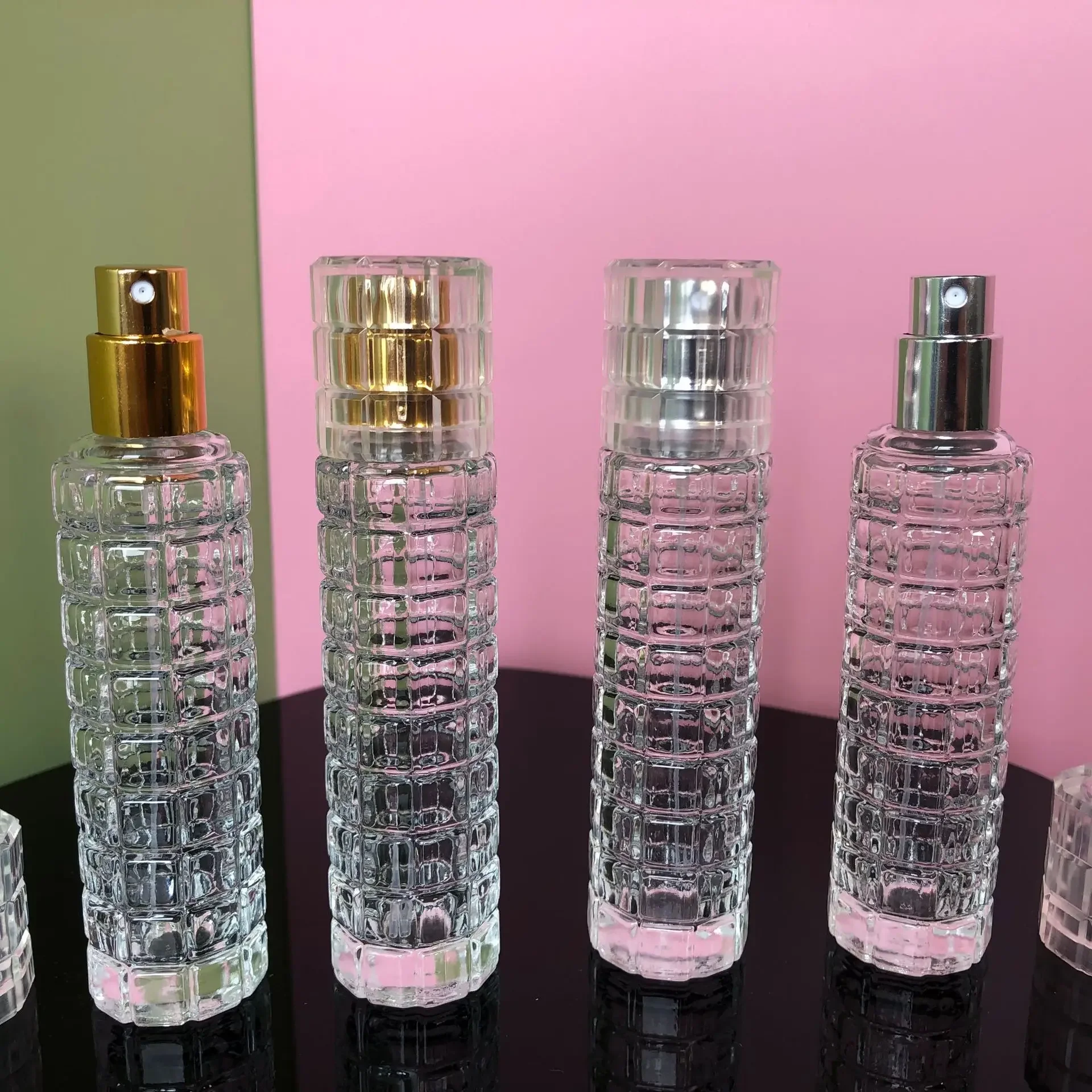 Portable Perfume Refillable Bottles with 30ml Large Capacity Exquisite Press-Type and Advanced Glass Bottle in Bamboo Knot