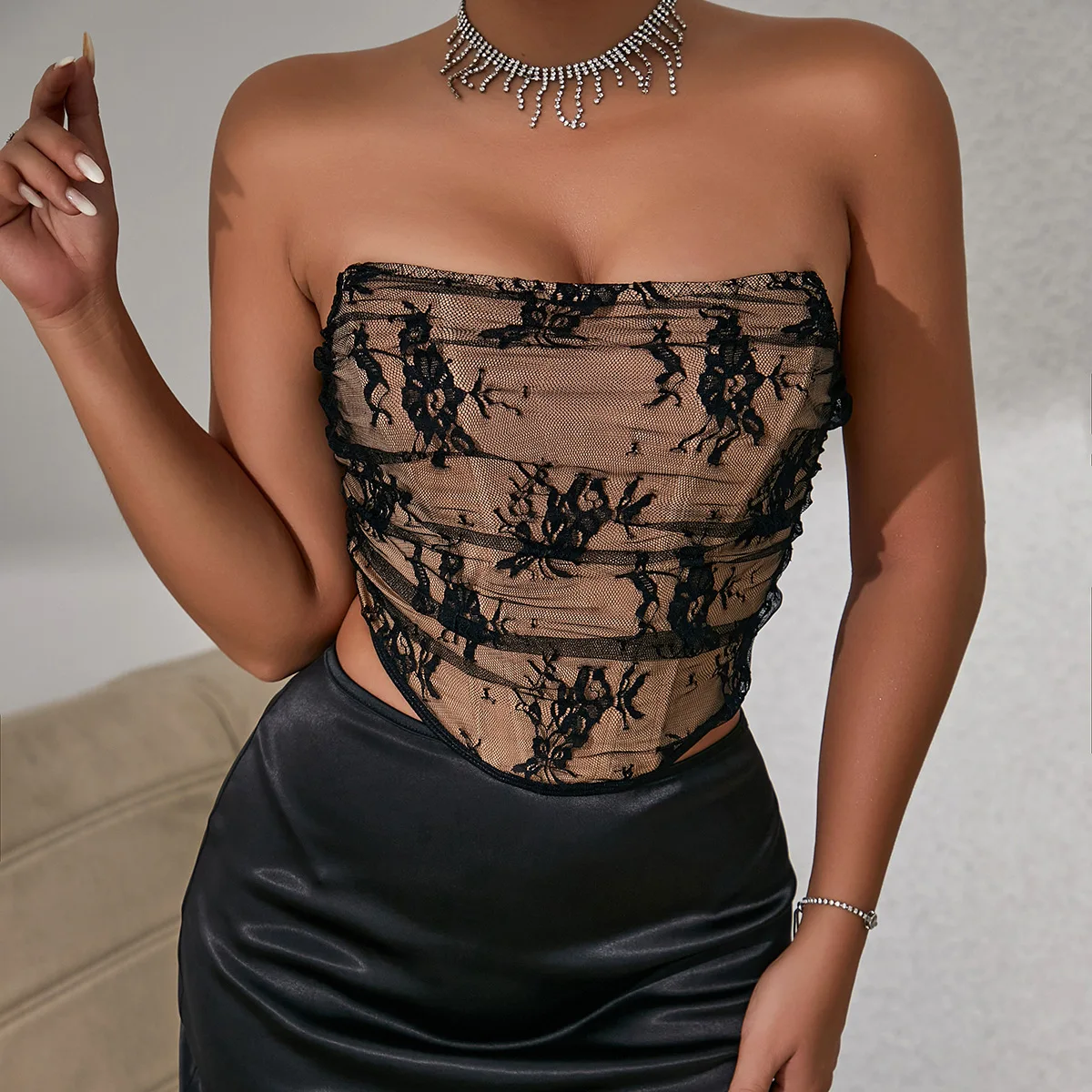 

Hollow Out Lace Mesh Corset Crop Tube Tops Women Sexy Sleeveless Vest Y2k Clothes Bustier Clubwear Bodyshaper Tank Top Slim Cami