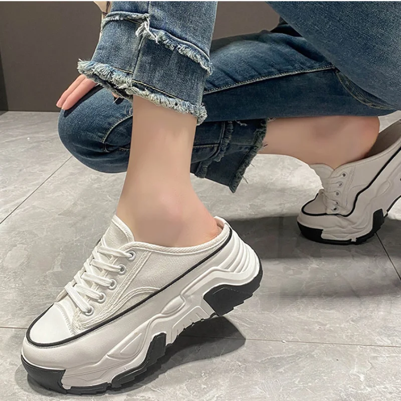 2023 Spring New Fashion Flat Sneakers Round Heel Casual Slippers Comfortable Versatile Sports Sandals Women Shoes Flip Flops