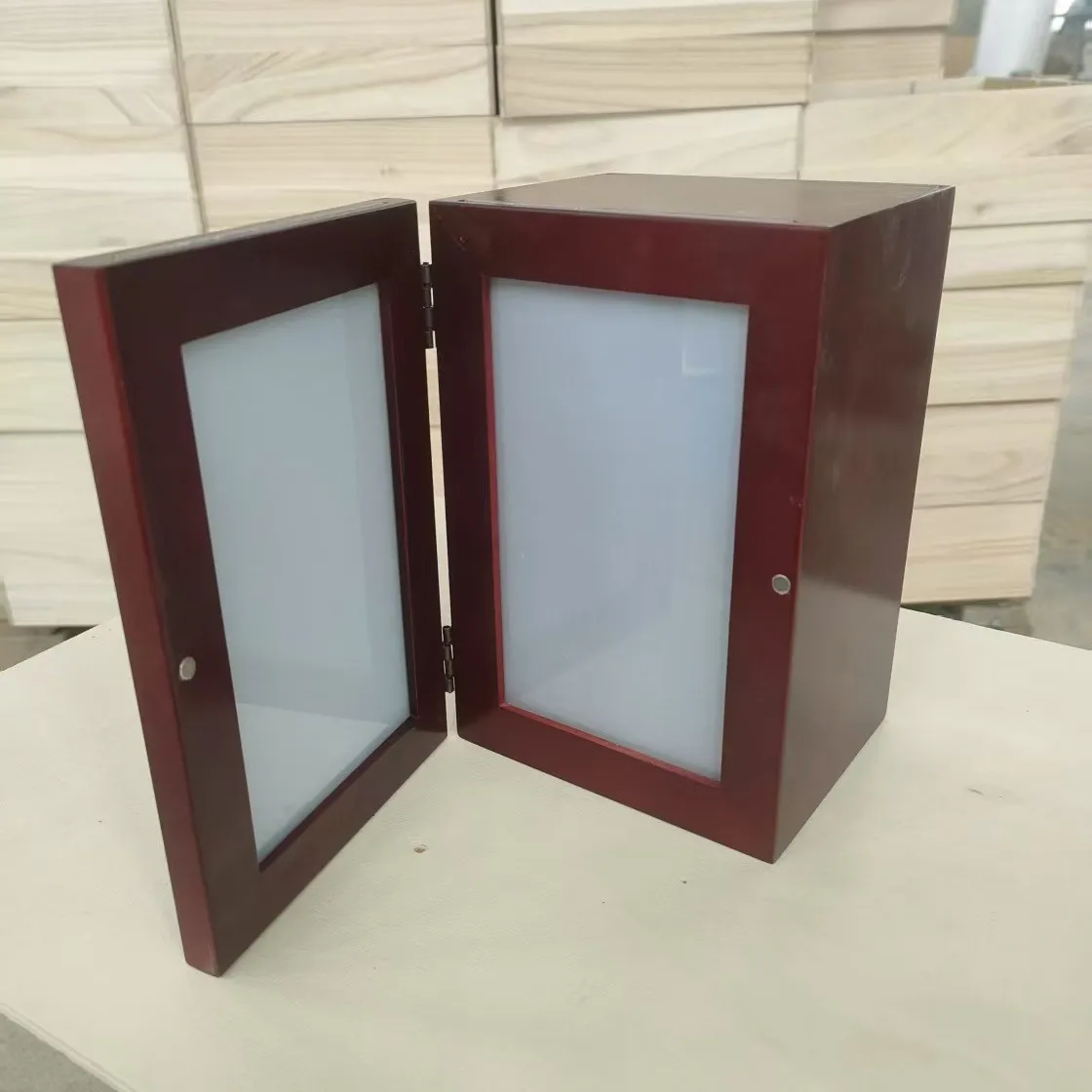 

Urn for pets, funeral supplies, relic box