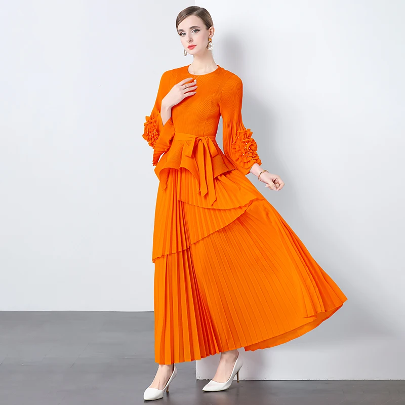 

Loose Women's Hand Embroidered Beaded Asymmetrical Pleated Top And Skirt Set Summer 2025 Polyester Material Ethnic Costume