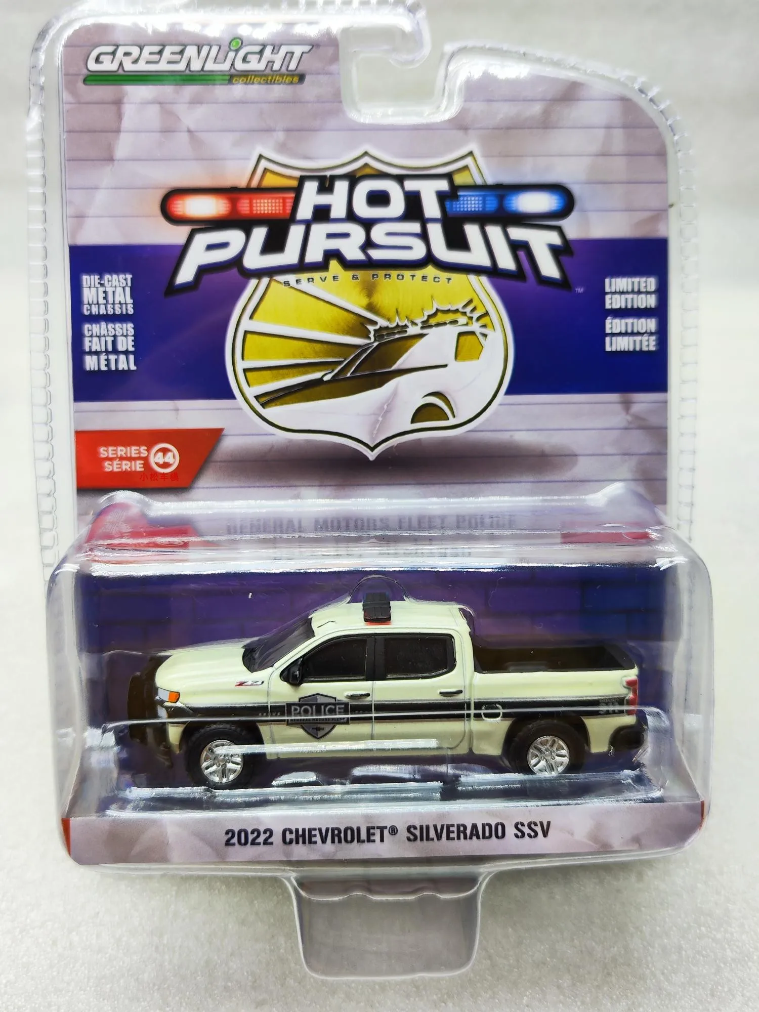 1:64 2022 Chevrolet Silverado SSV – General Motors Fleet Police 43020-F Advanced Car Model Collectibles