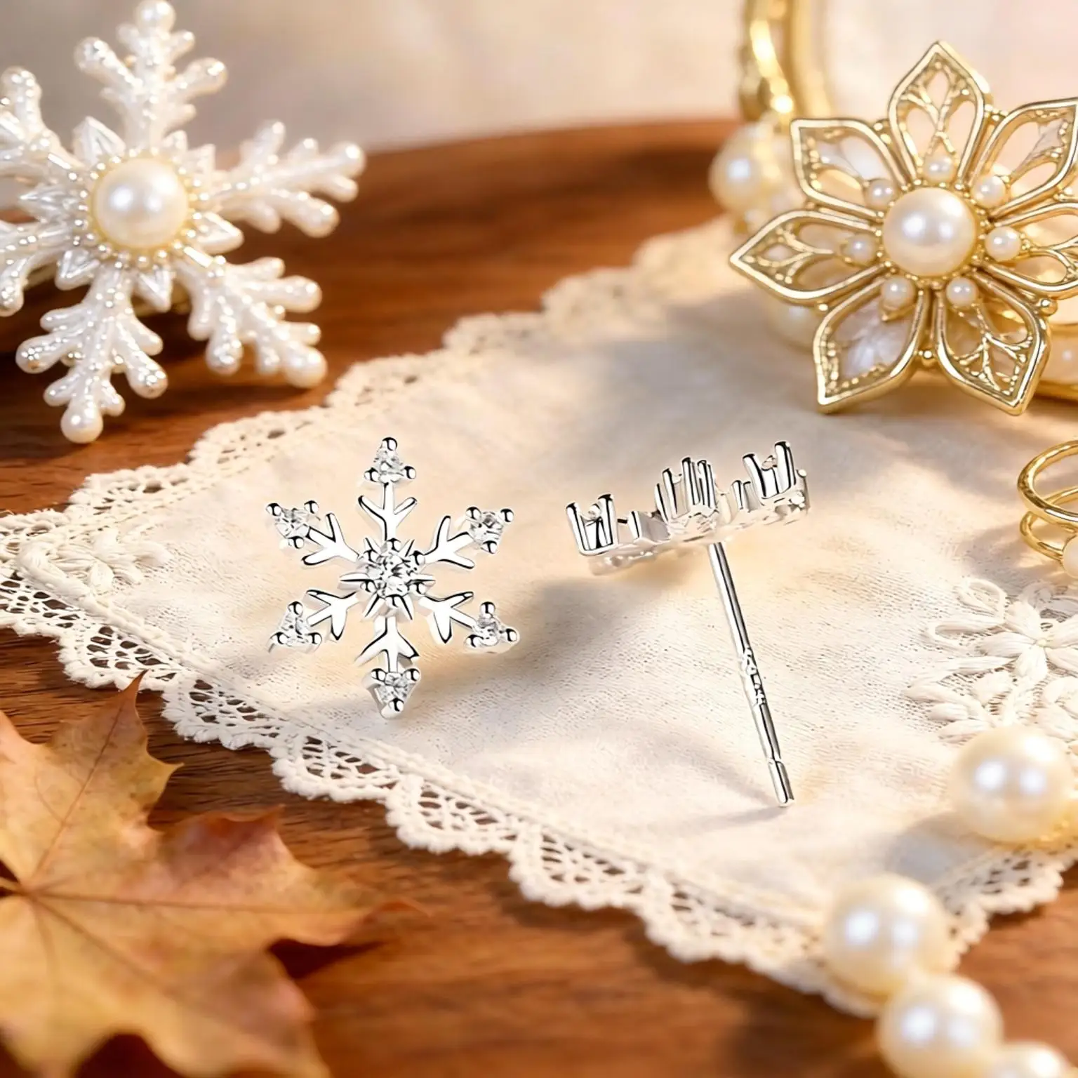 Sparkling 925 Sterling Silver Snowflake Crystal Zircon Stud Earrings for Woman Girls Anniversary Party Fashion Jewelry Gifts