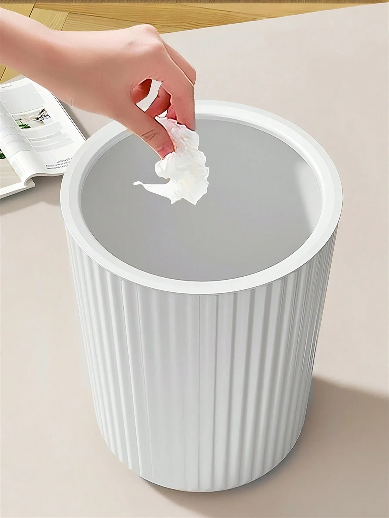 

1pc Simple Striped Press Ring Garbage Can, White Bedroom Living Room Bathroom Trash Can, Plastic Waste Bin For , Office & Hotel