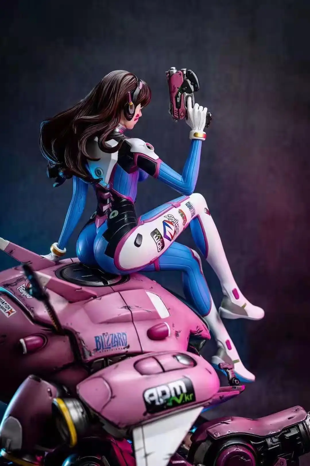 MKE overwatch Mecha hero Action Figures DVA Statue Anime Figure PVC Collectible Model Toys Ornaments Desktop Gifts In Stock