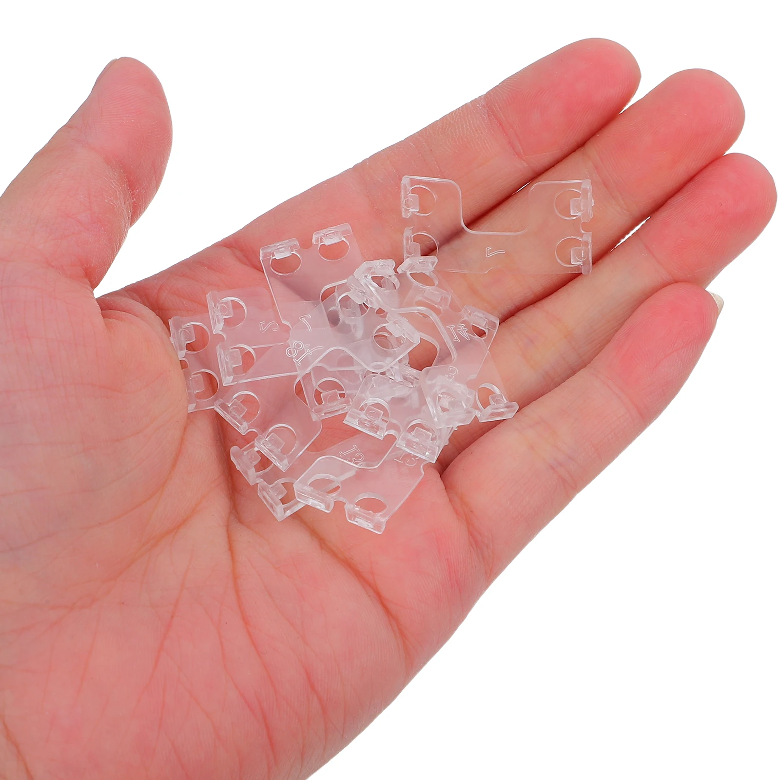 

20 Pcs Blind Clips Plastic Holder for Window Louvers Blinds Barrette Craft Hair Men Hidden Channel Valance Curtain Replacement