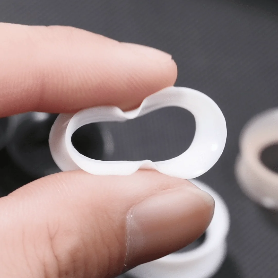 2pcs 3-25mm Silicone Ear Tunnels and Plug Jewelry Black White Ear Gauges Expander Women Hollow Earring Piercing Body Jewelry
