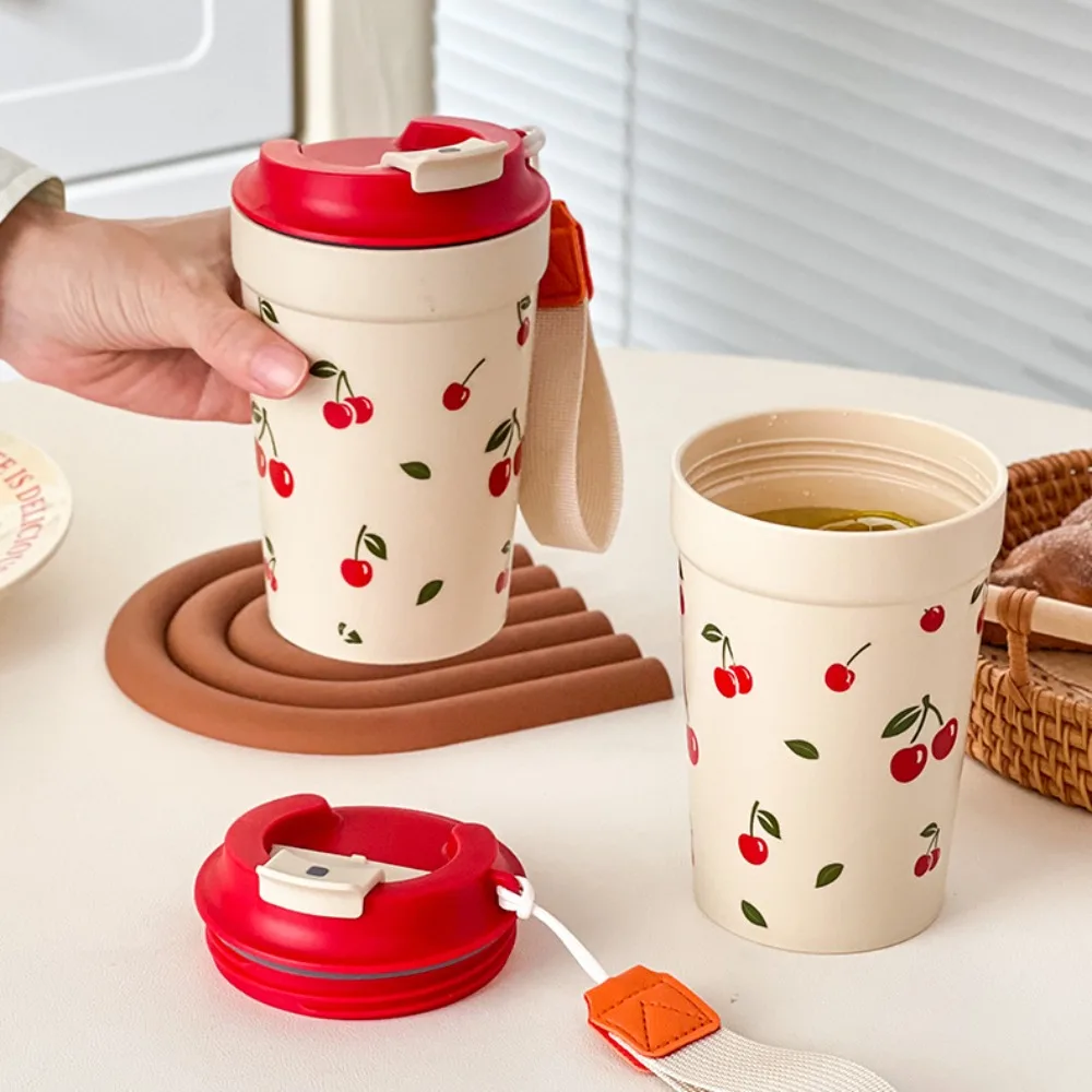 

Portable Plastic Coffee Mug With Rope Cherry Pattern Milk Bottle PP Liner Water Bottle for Student Leak Proof Milk Coffee Cup