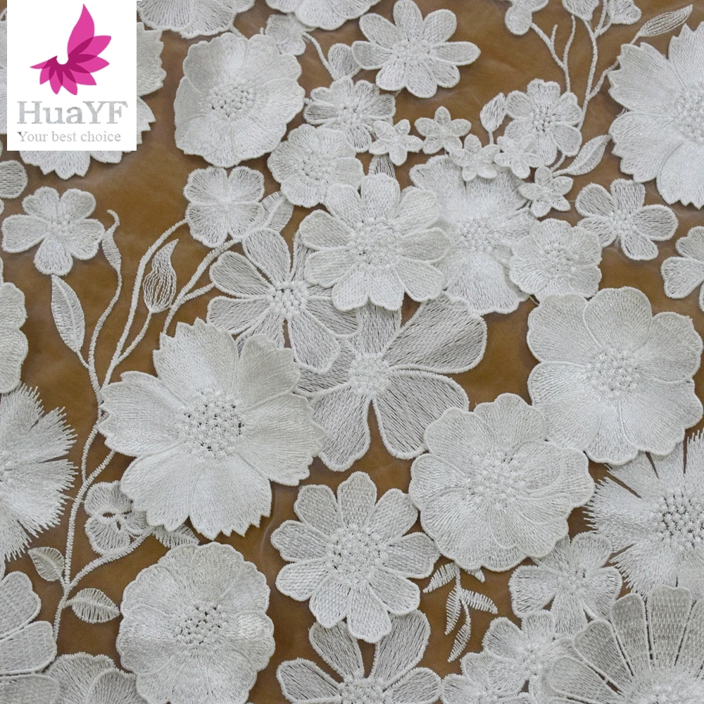 Fashionable 3D Flower Bridal Lace Fabric Ivory Embroidery Dress Lace 130cm Width Lace Fabric HY1748