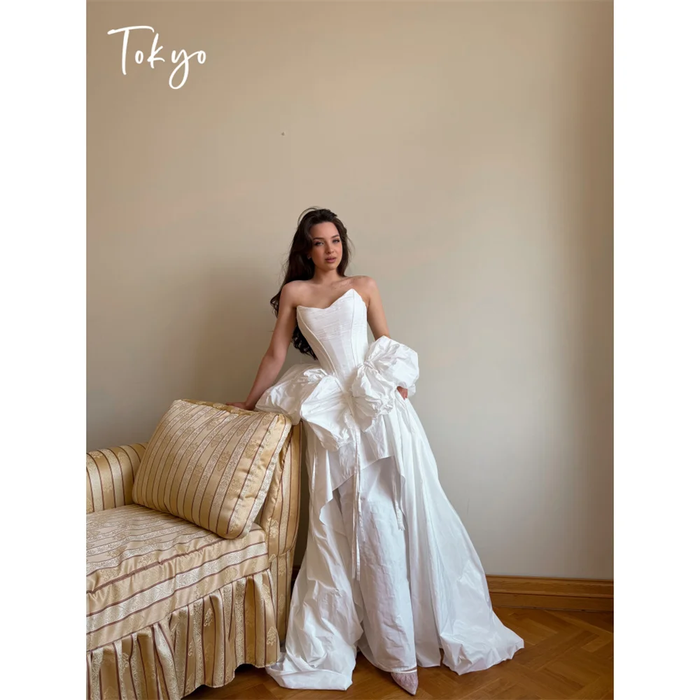 

Tokyo Strapless Corset High Low Wedding Dress White Puffy Taffeta Prom Gown Elegant Bridal Reception Formal Evening Party Wear