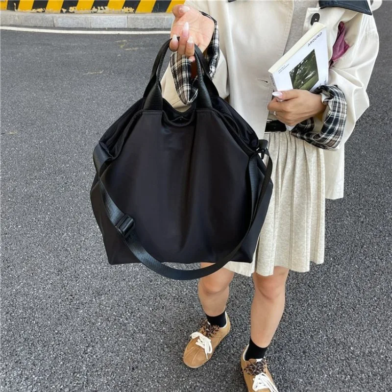 

Elegant Messenger Bag For Women Genuine Leather Crossbody Carry Stylish Shoulder Option Luxury Brand Handbags