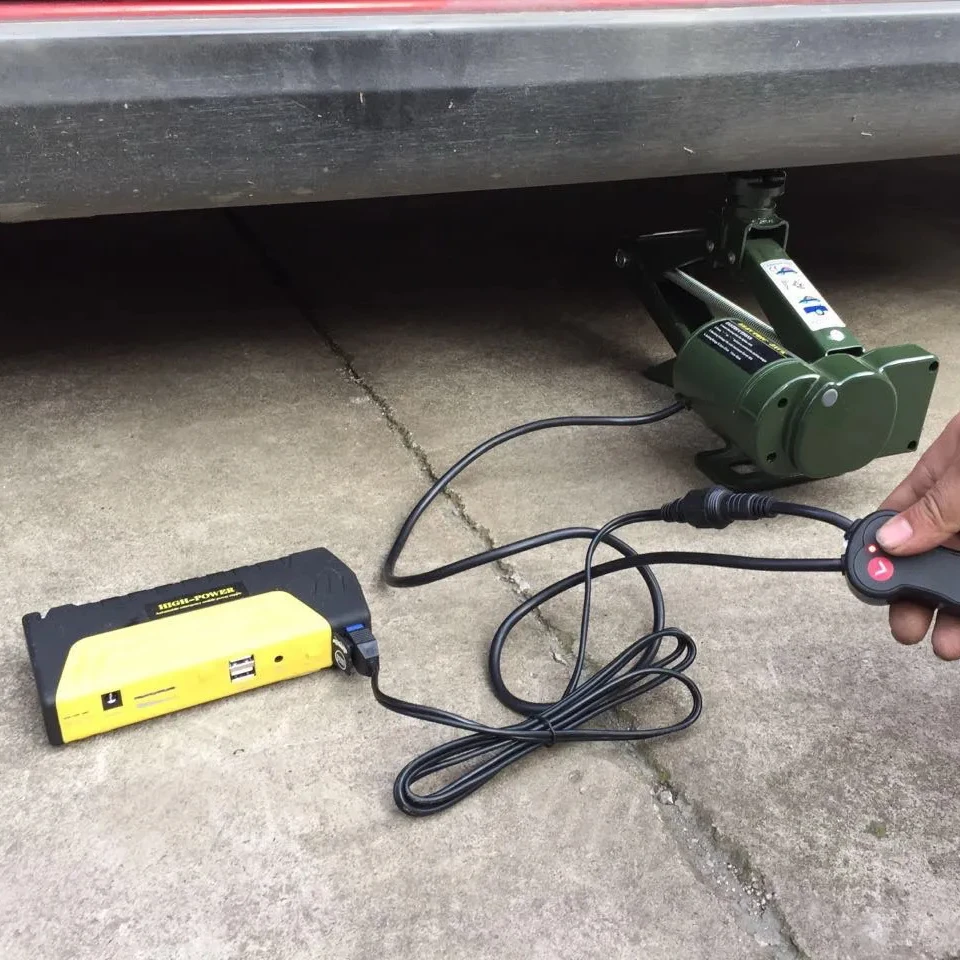 Car Jump 50800 Portable Jumper Starter with air Compressor 600A Emergency Battery Booster Charger