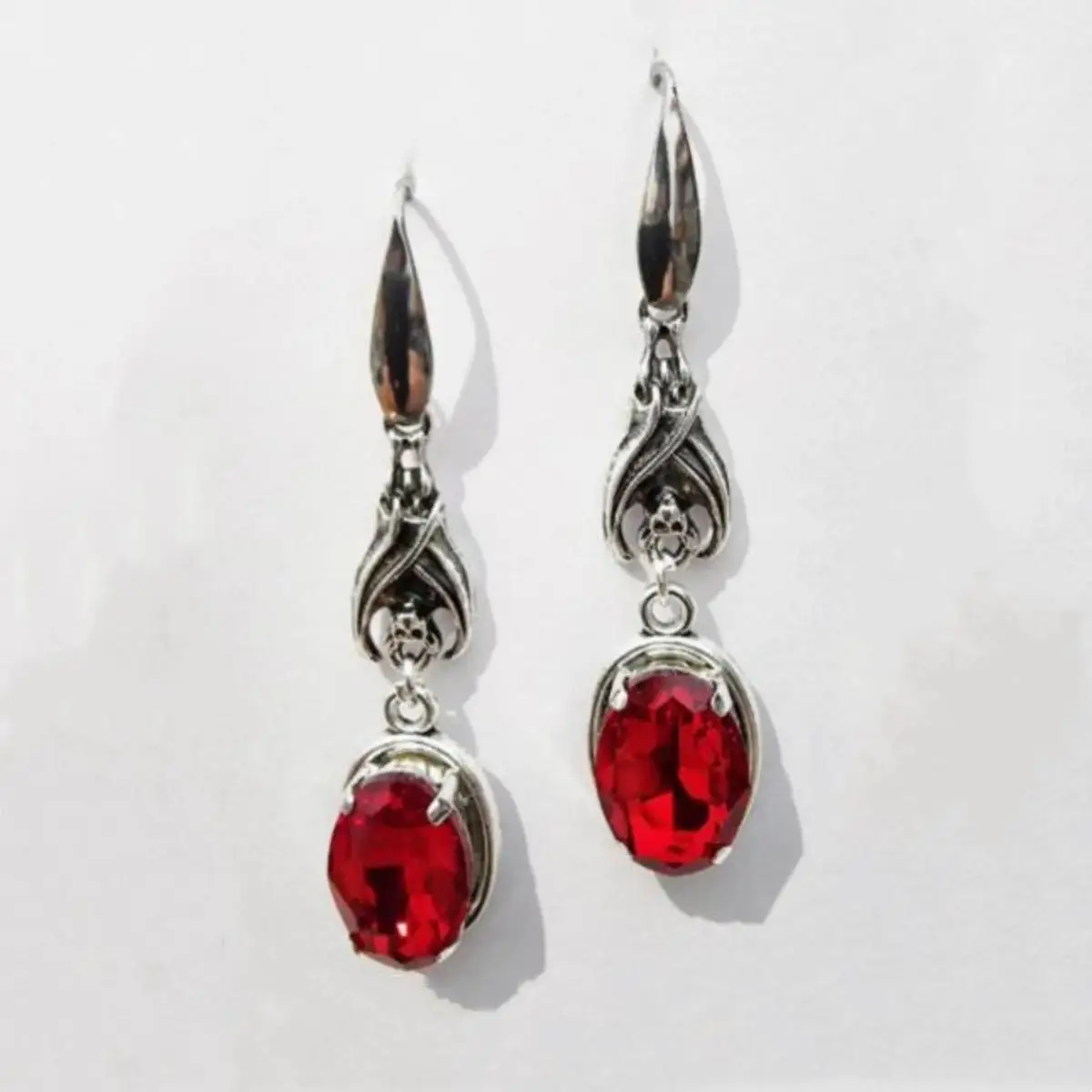 Vampire Bat Earring…