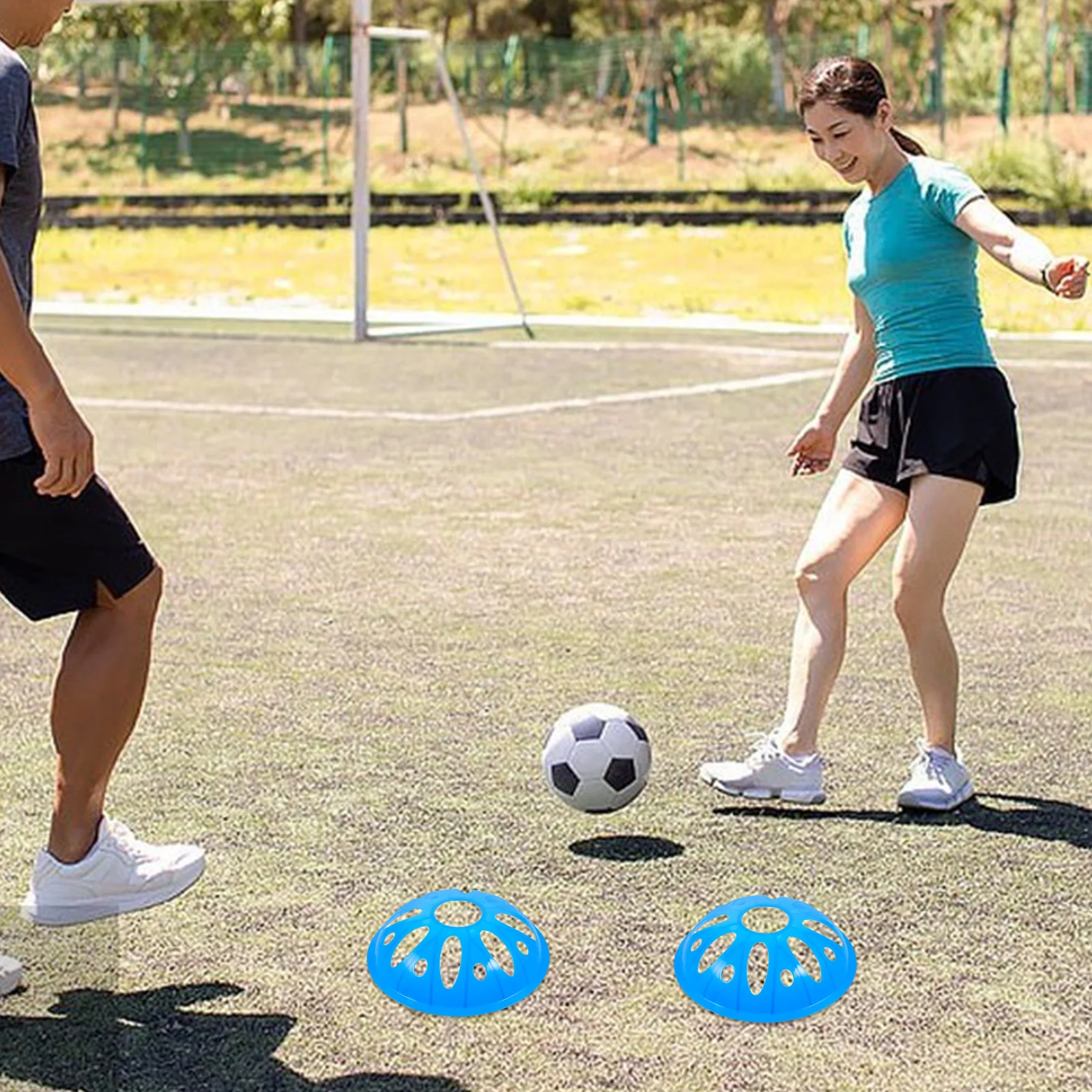 

4Pcs Soccer Training Cones Portable Football Discs for Sport and Entertainment Agility Hurdles Indoor Outdoor Training Equipment