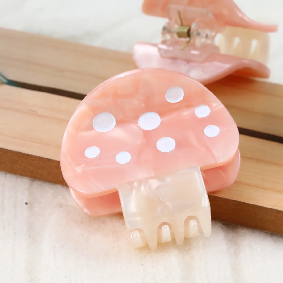 red acetic small cute mushroom hair claw clip for girl