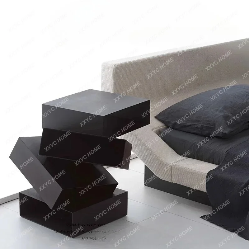 

XModern Creative Art Side Few Overlapping Simple Bedroom Metal Special-shaped Bedside Table