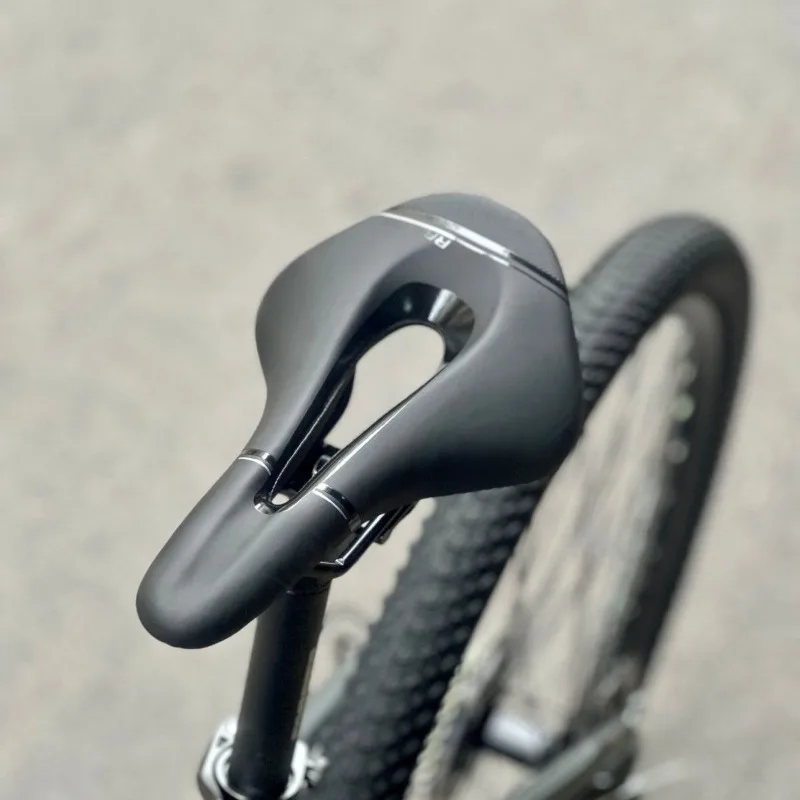 Short‑Nose Hollow Bicycle Saddle Ergonomic Breathable Bike Seat for Road Mountain Bicycle Cycling Replacement Cushion