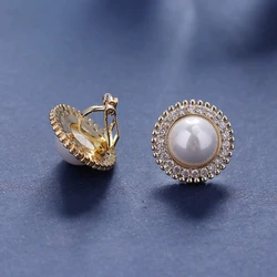 Full Rhinestone Pearl Ear Clip Earrings Vintage Temperament Small Button Round Pearl Clip on Earrings for Women Without Piercing