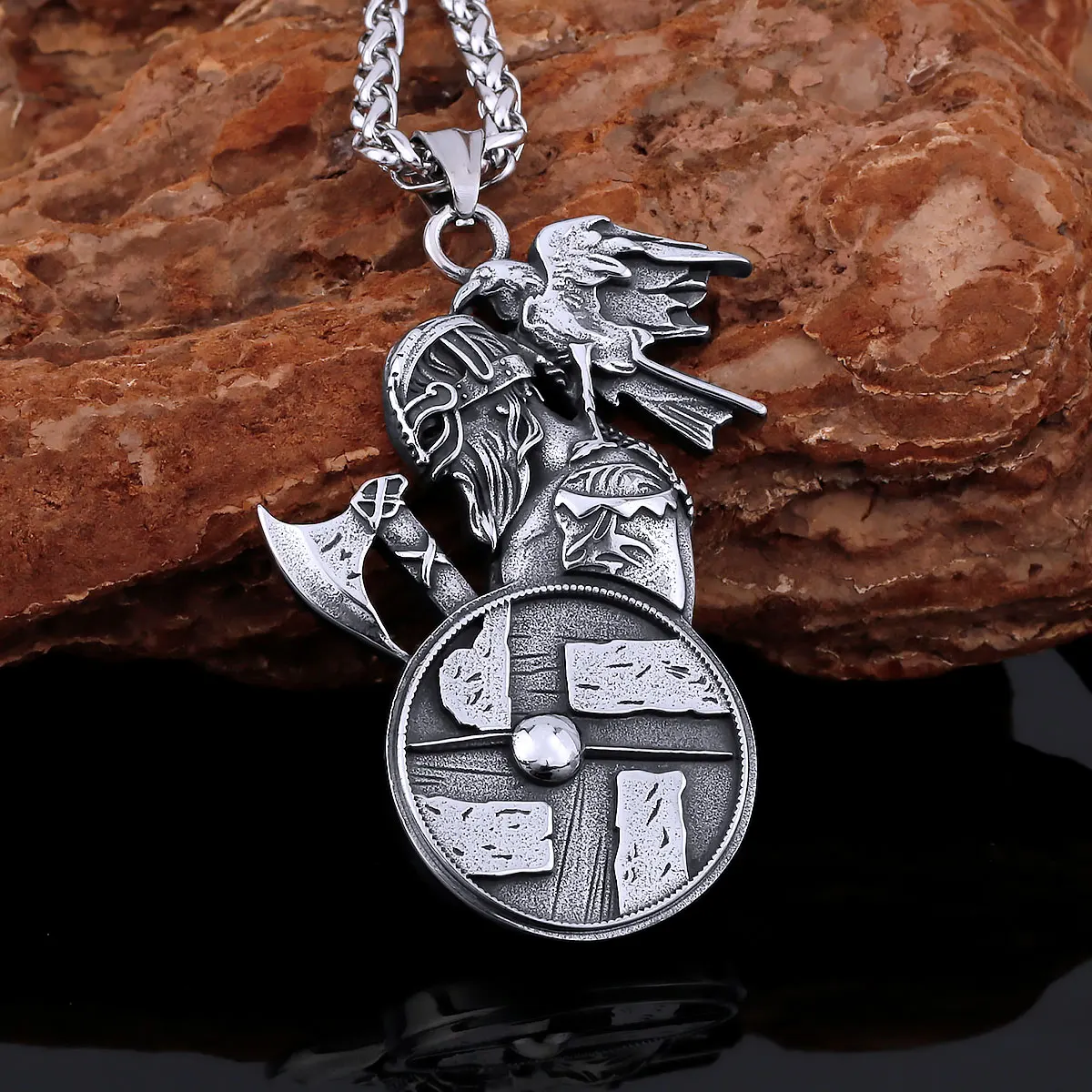 316L Stainless Steel Viking Warrior Crow Symbol Crow Men\'s Pendant Shield Axe Necklace Nordic Hip Hop Cyclist Jewelry Wholesale