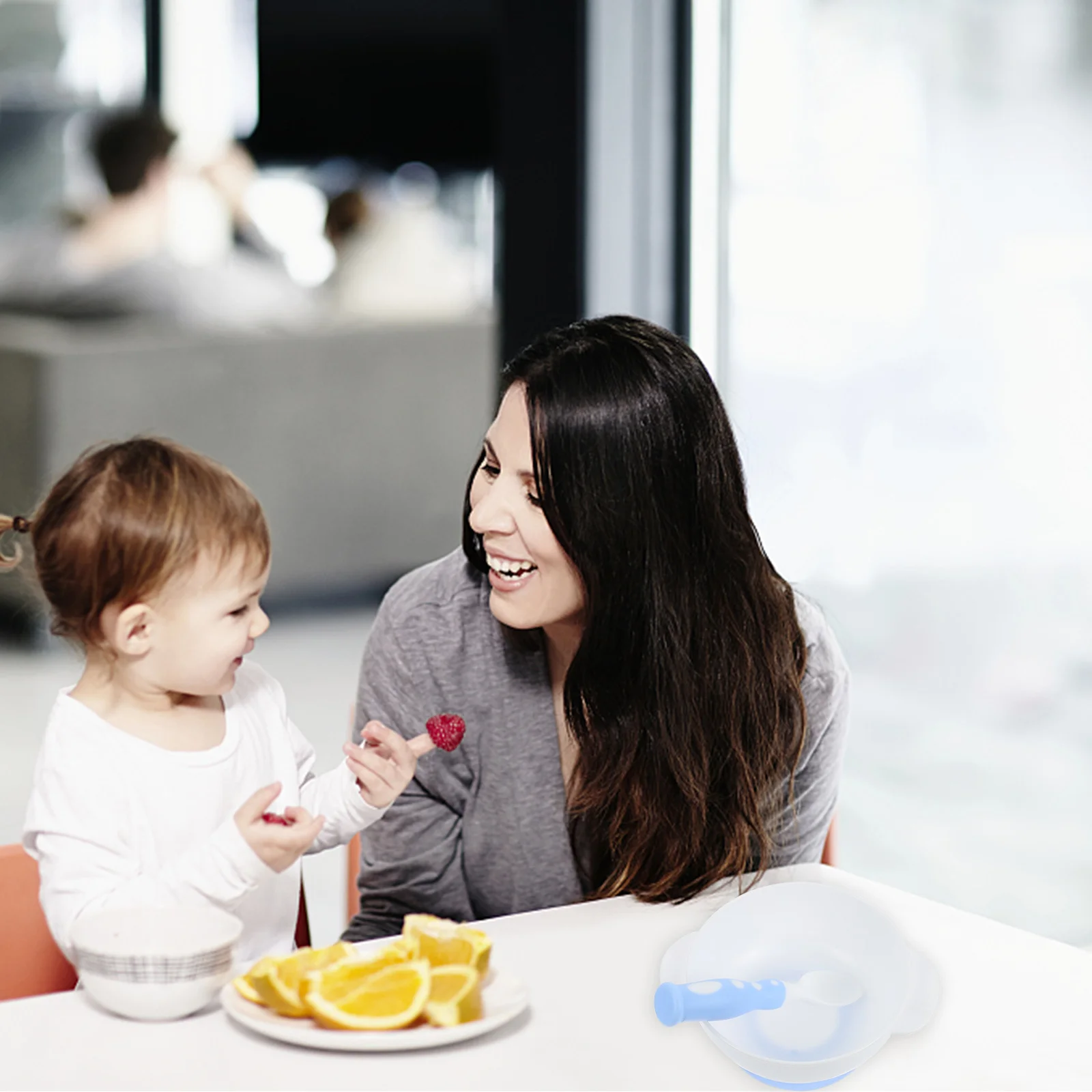 

1Set Suction Cup Bowl Fork Spoon Set Baby Feeding Bowl with Anti-Slip Base Toddler Silicone Dining Set Bright