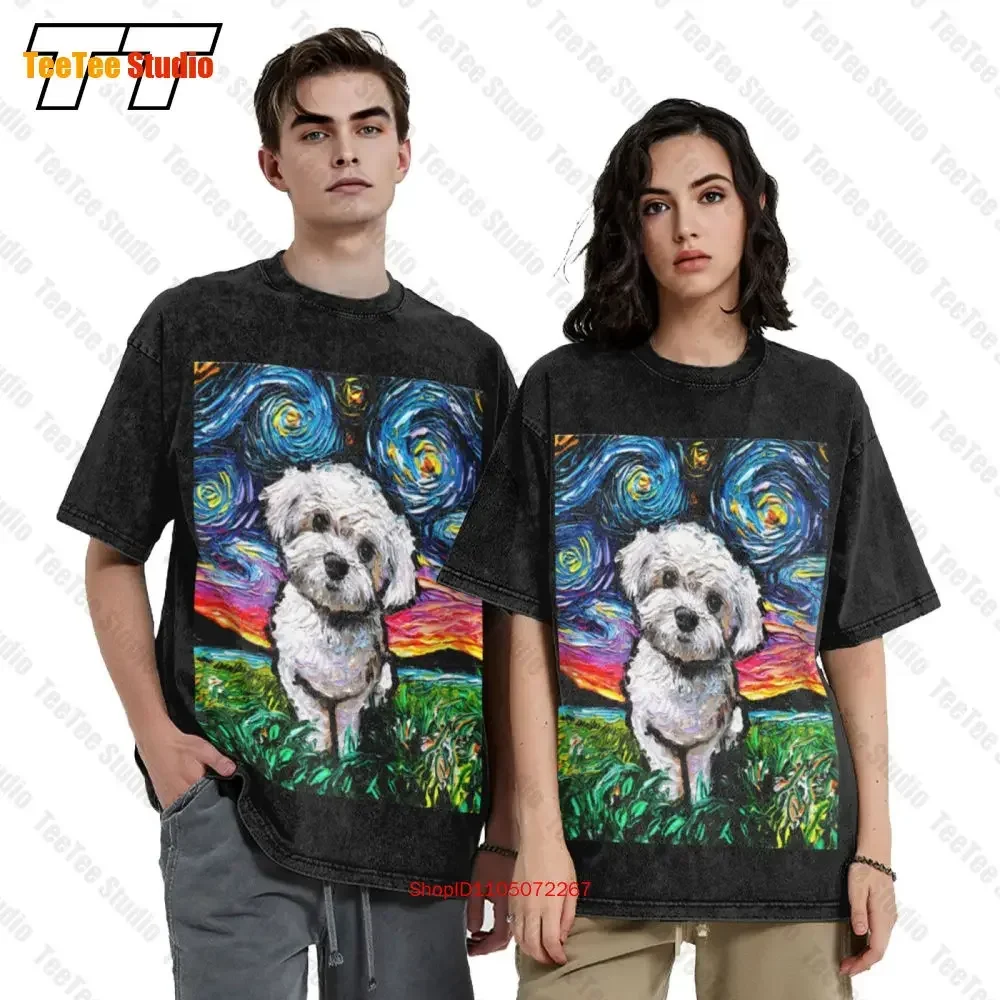 Maltipoo noche estrellada blanco maltés caniche perro arte de Aja camiseta YG6T