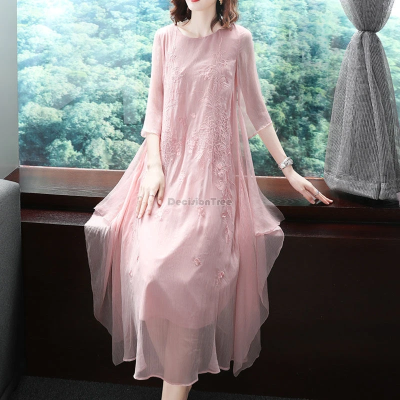 

2024 chinese style embroidery improved cheongsam dress new women's spring summer retro round collar half sleeve long dress w407