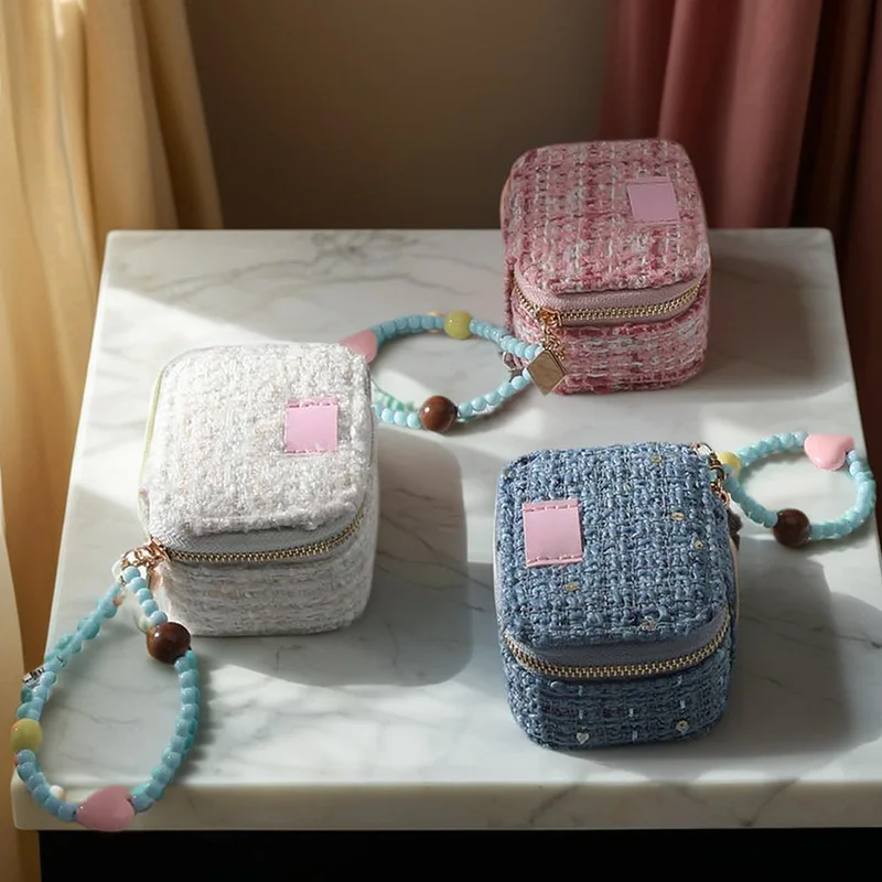 

Бархатная шкатулка для украшений, миниатюрная портативная коробка для хранения ювелирных изделий, для колец, кулонов, браслетов, дорожная сумка для хранения украшений