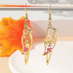 Unique Small Bird Series Pressed Flowers Earrings Creative Epoxy Resin Natural Flower Earring Butterfly Jewelry Custom Packaging