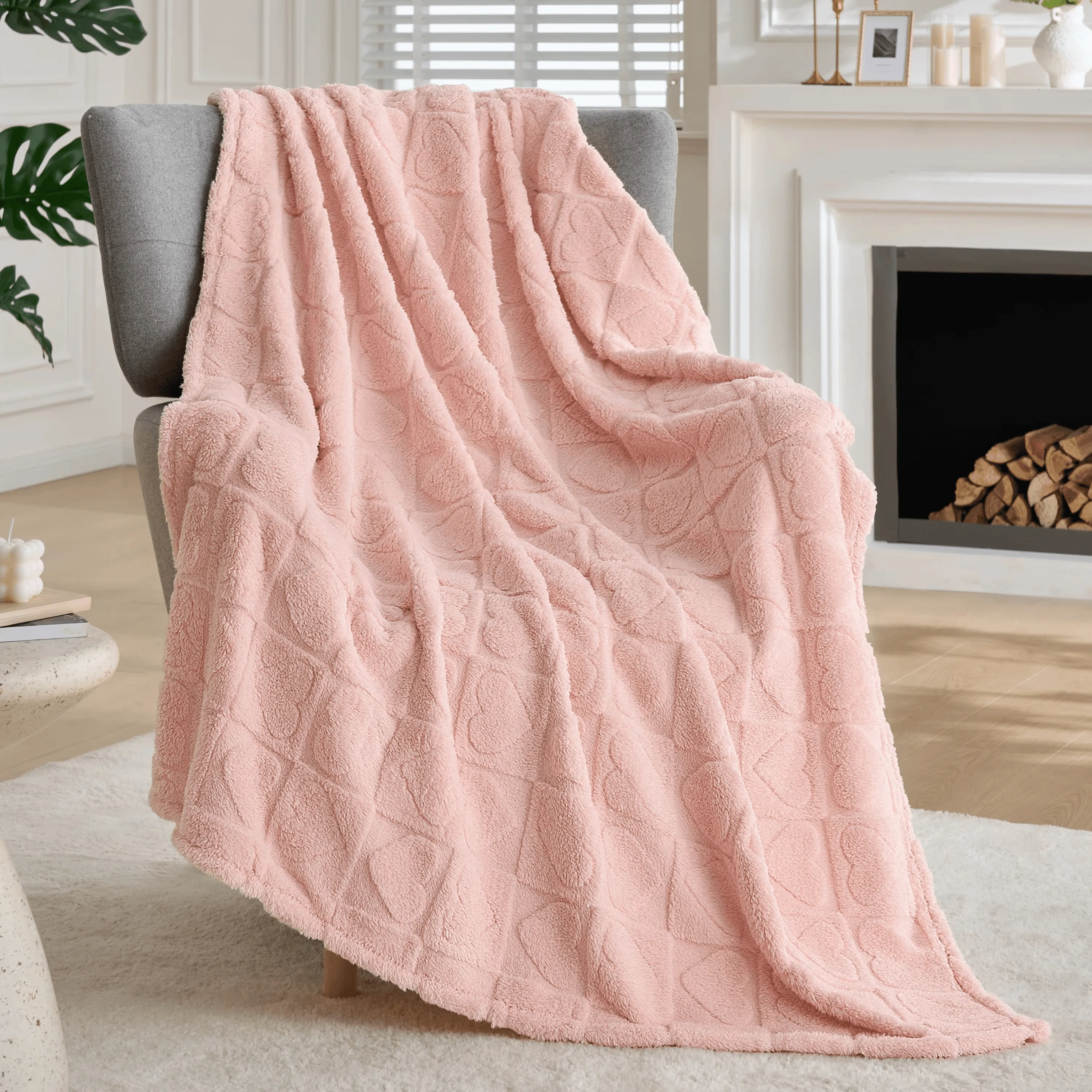 Cut Pile Heart Throw Blanket,Rabbit Fur Touch Microfiber Plush,Soft Knitted Coral Fleece,Cozy Modern Gift for Her Women