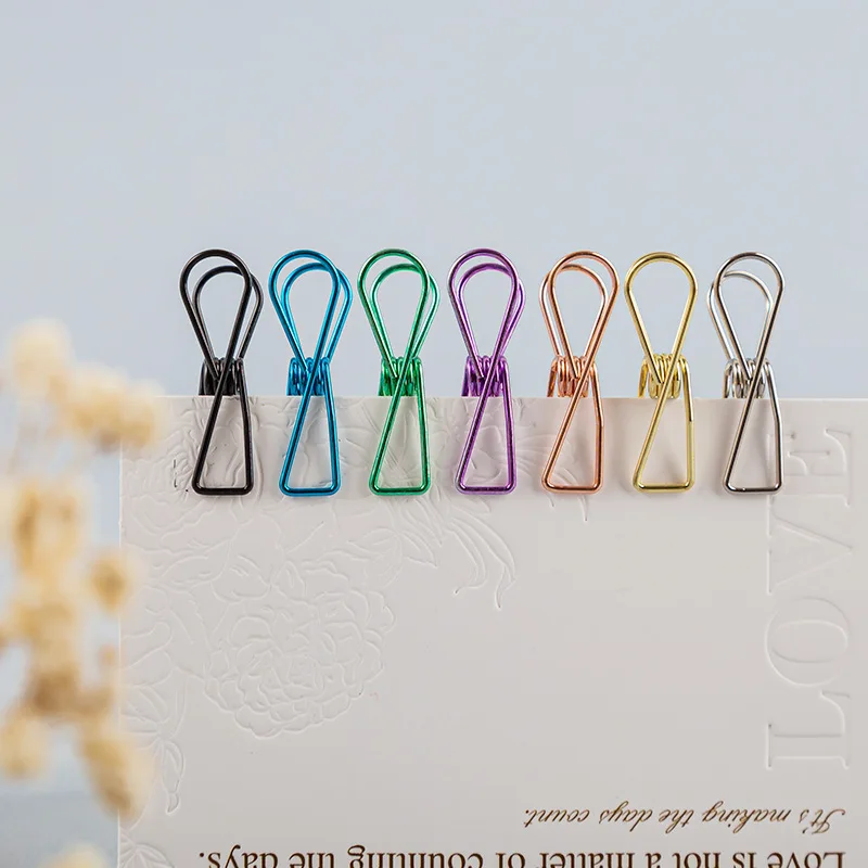 Clips creativos de Metal para peces pequeños, Mini Clips para billetes ahuecados, Clips de cola larga coloridos para revistas, suministros de encuadernación para oficina