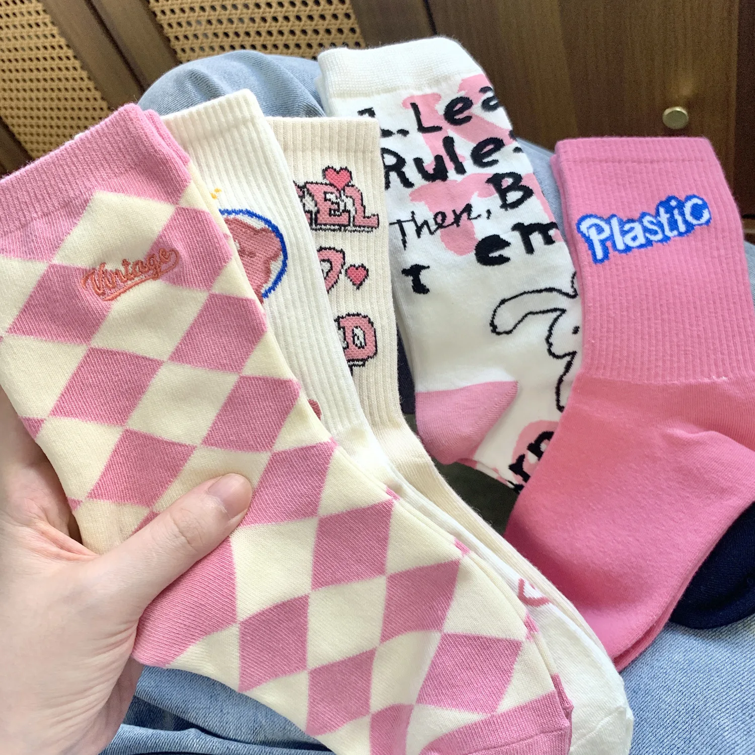 Calcetines rosas de dibujos animados lindos para mujeres dulces niñas estudiantes deportes calcetines de media pantorrilla