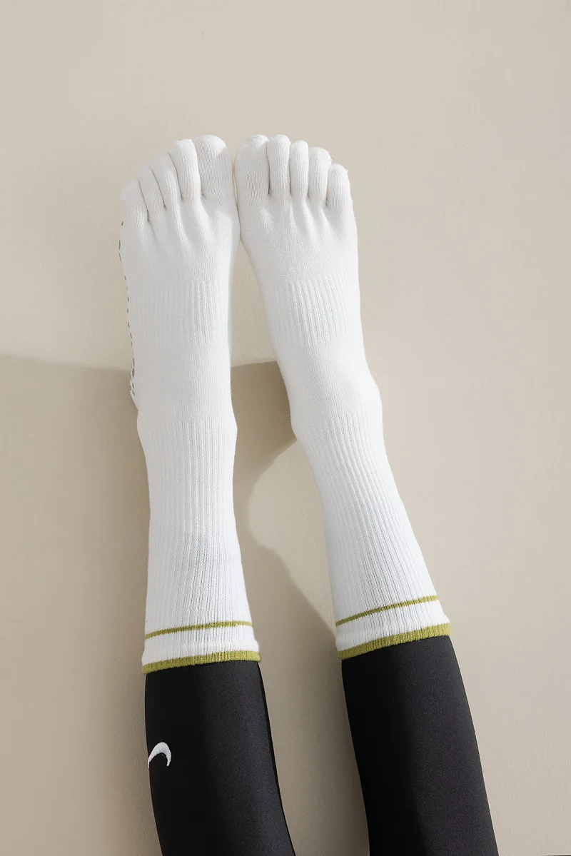 1 Paar Damen Fünf-Zehen-Silikon-Antirutsch-Yoga-Socken Weiche Atmungsaktive Ballett-Tanz-Damen-Fitness-Sport-Antirutsch-Pilates-Socken – Detail 5