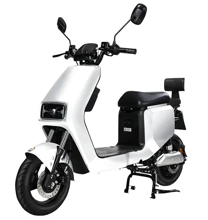 2023  electric scooter 1500w powerful motorcycle for adult made in China