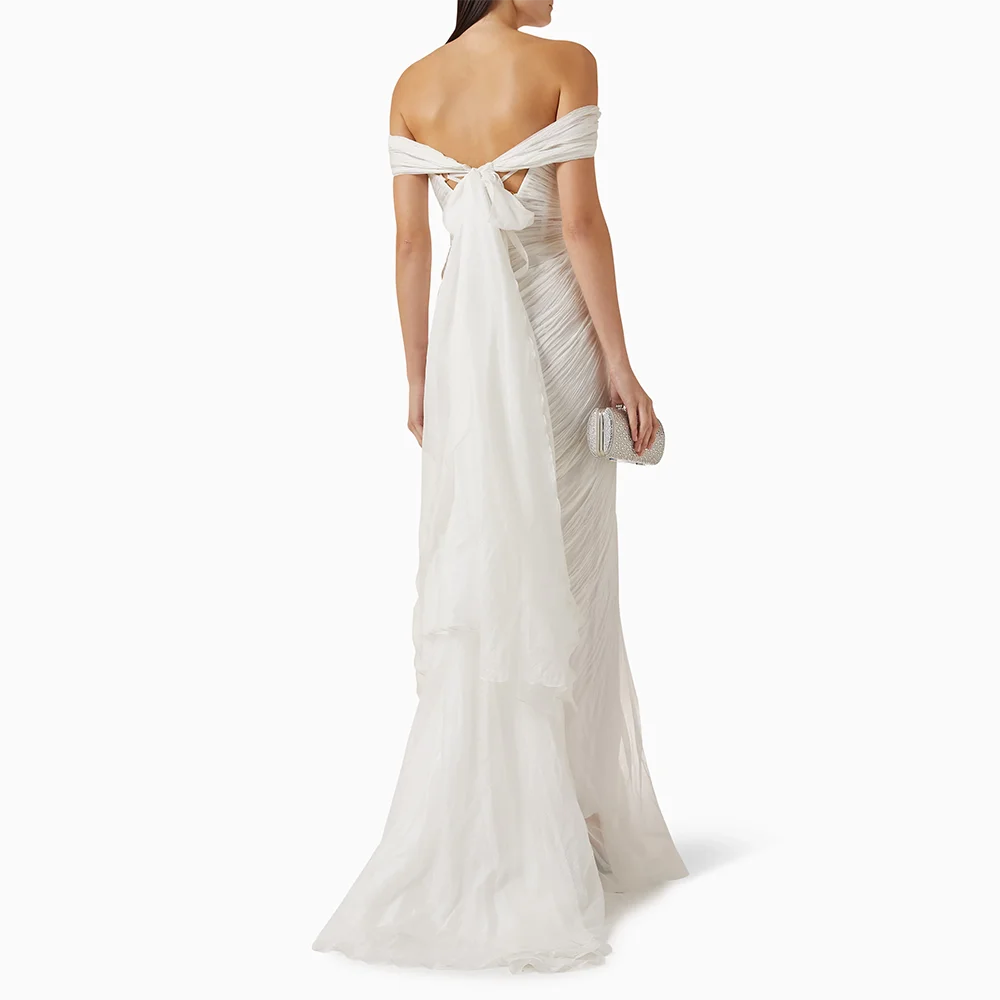 Abito da ballo semplice bianco Abito lungo fino al pavimento in chiffon con spalle scoperte Abito da festa elegante a sirena con pieghe per donna personalizzato 2025