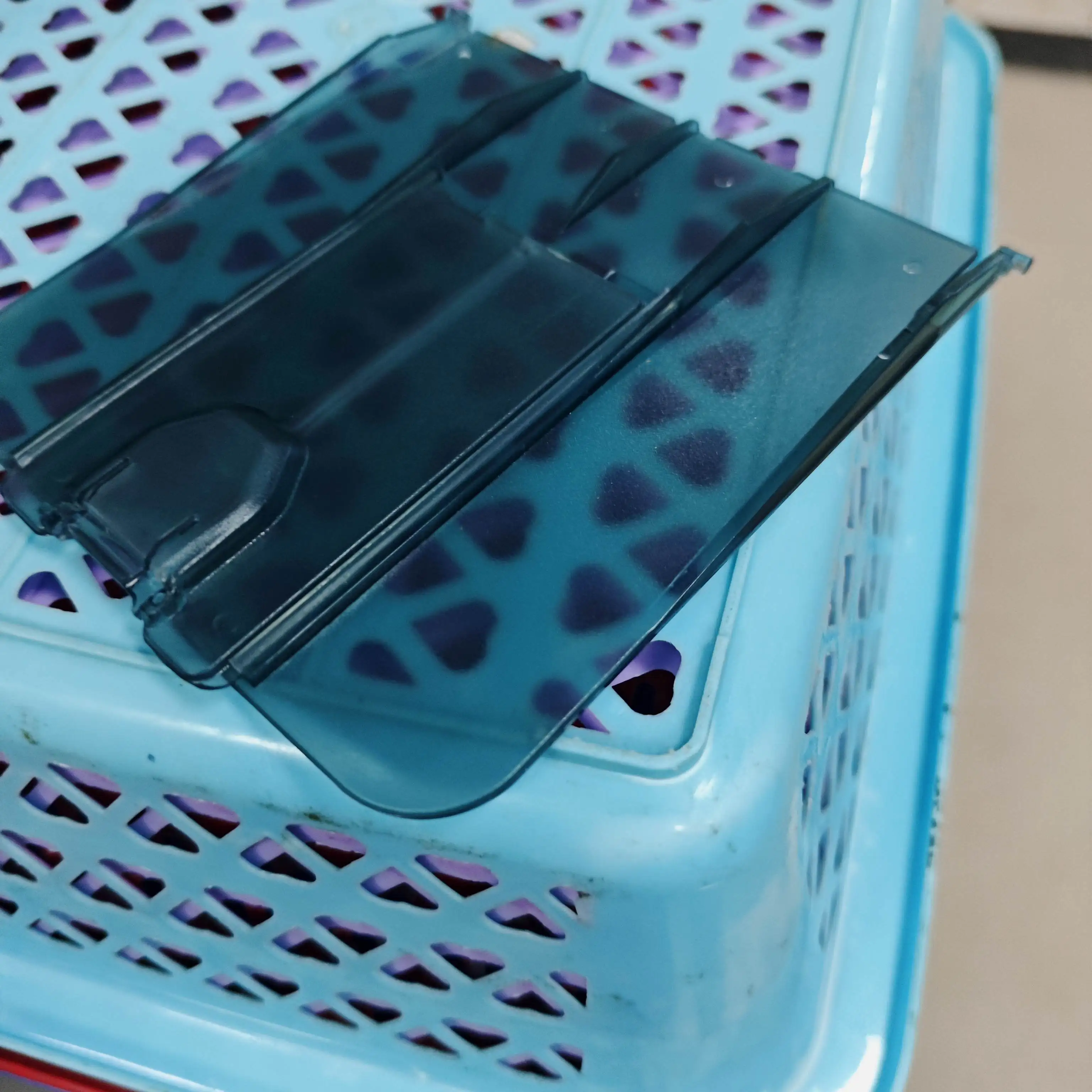 

10 шт. RM1-0859-000 RM1-0859 RM1-0859-000CN Внешний выход в сборе Лоток для доставки в сборе для HP LaserJet M1005 3015 3020 3030