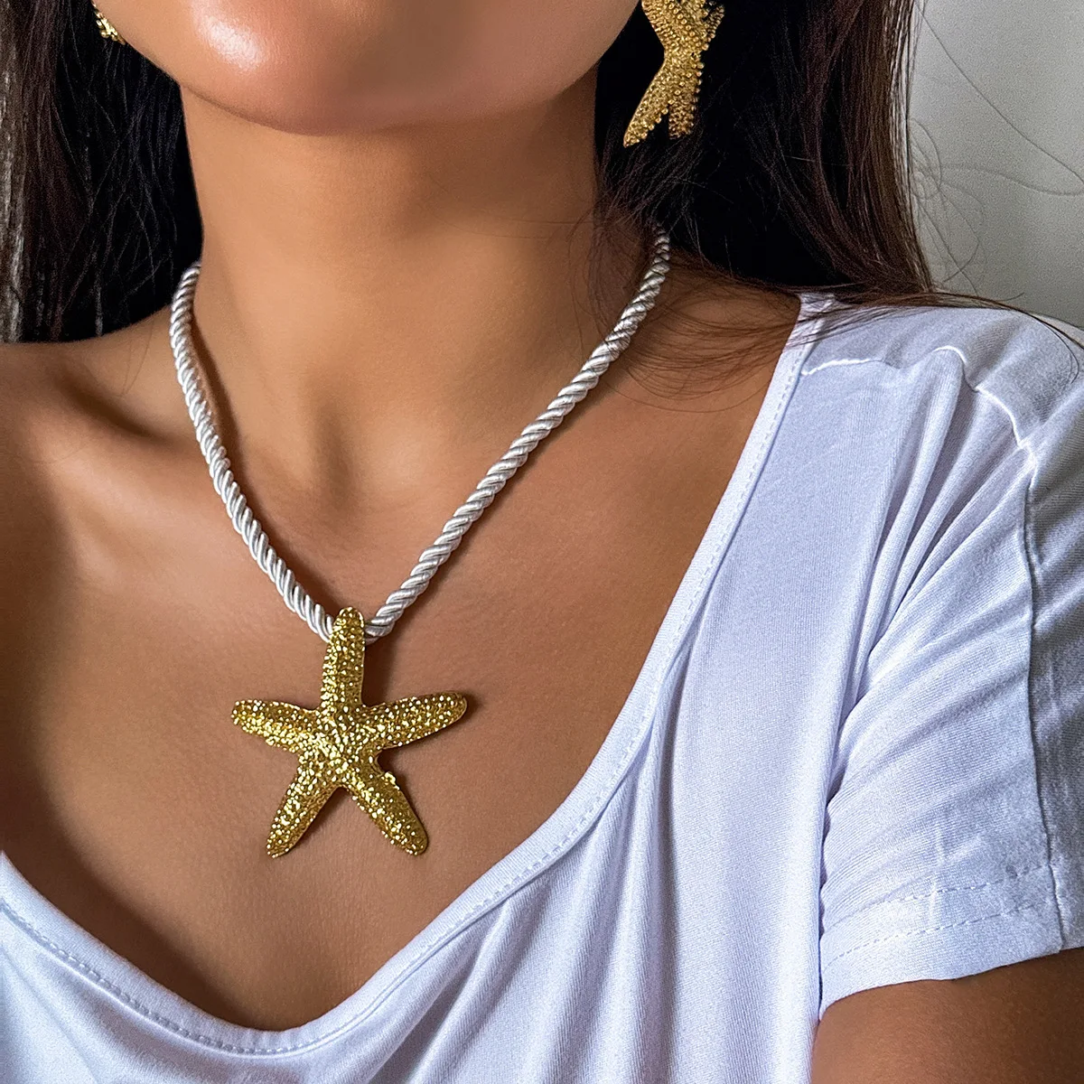 Exaggerated Big Starfish Pendant Necklace for Women Punk White Thick Rope Chain Choker Necklace Party Jewelry