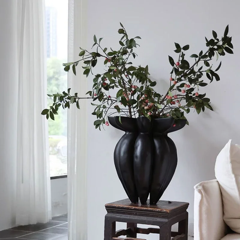Creative Abstract Vase Black Jellyfish Petal Flower Pot Artistic Floral Arrangement Handicraft Flower Vase Home Decoration Acces