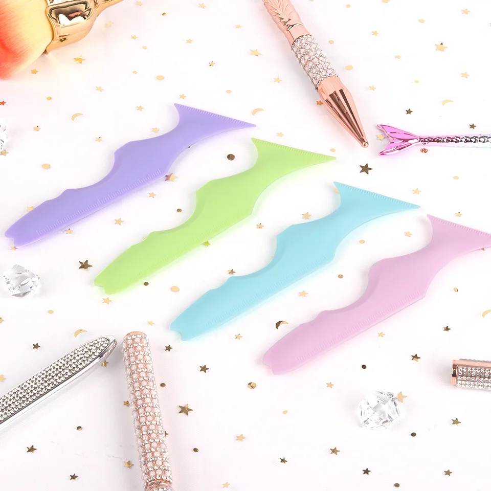 Silicone Eyeliner Ruler Multi-Functional Eye Makeup Assist Eyeliner Tool Eyelash Paint Lipstick Silicone Beauty Ruler